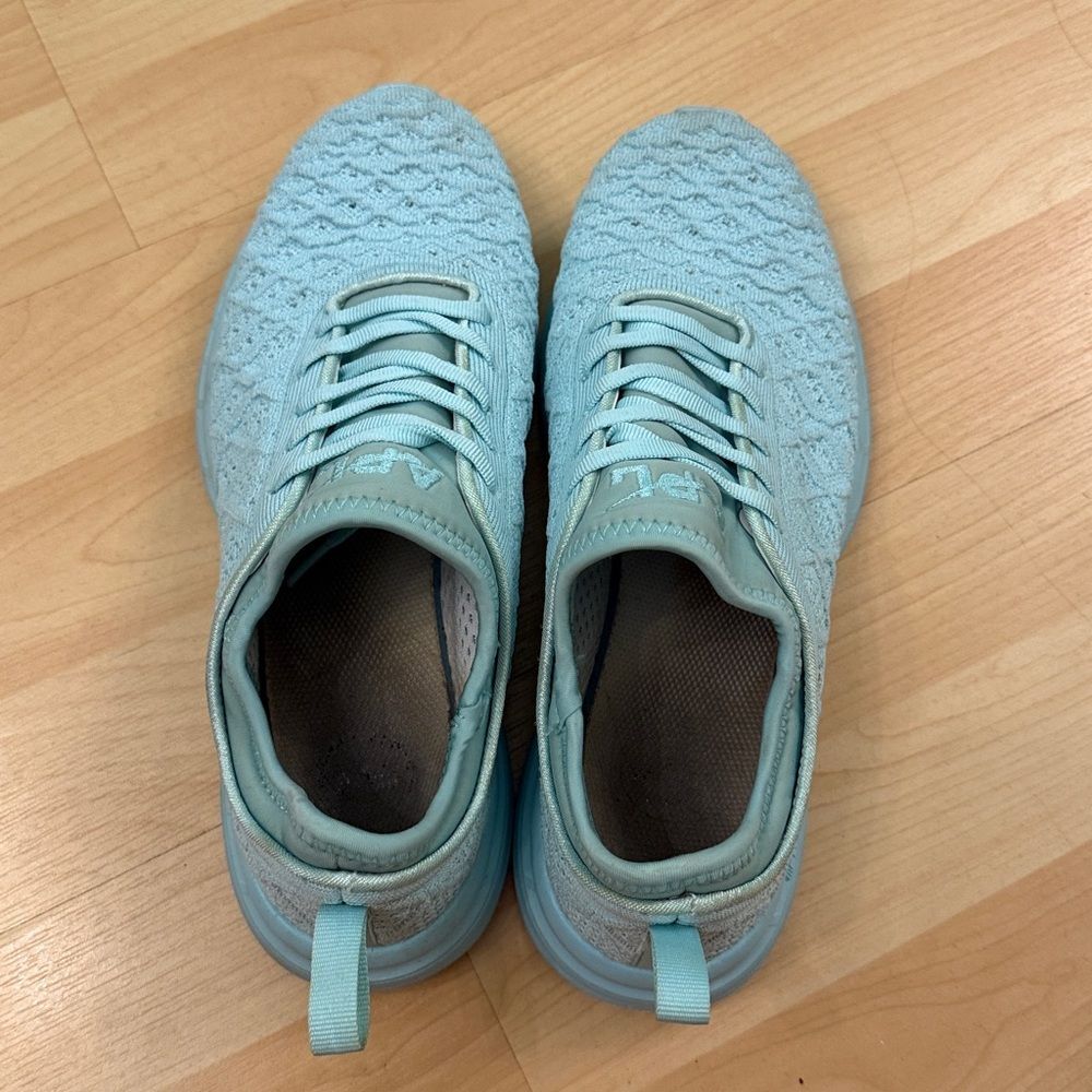 APL Athletic Propulsion Labs Women’s Techloom Phantom Sneaker Spearmint Size 9 - Picture 3 of 5